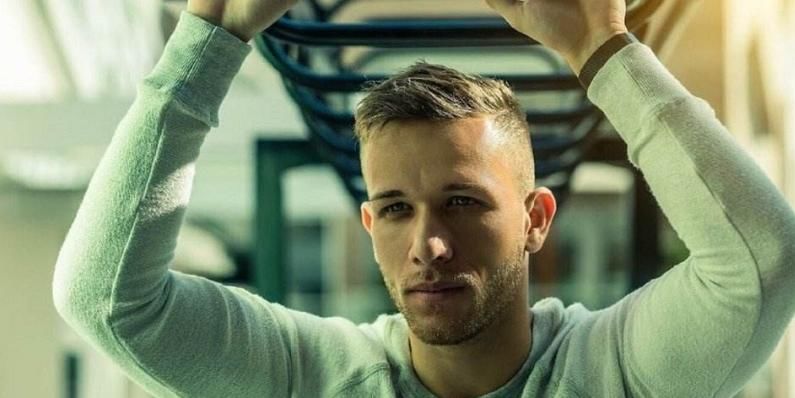 当日主审低 当日主审低